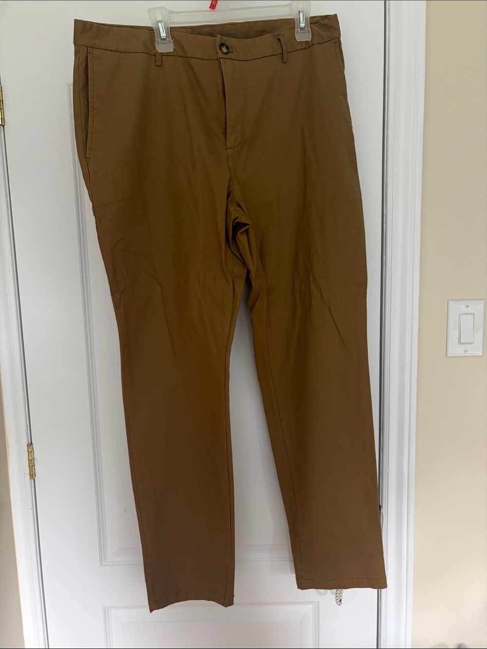 Old Navy Men's Tan Chino Pants